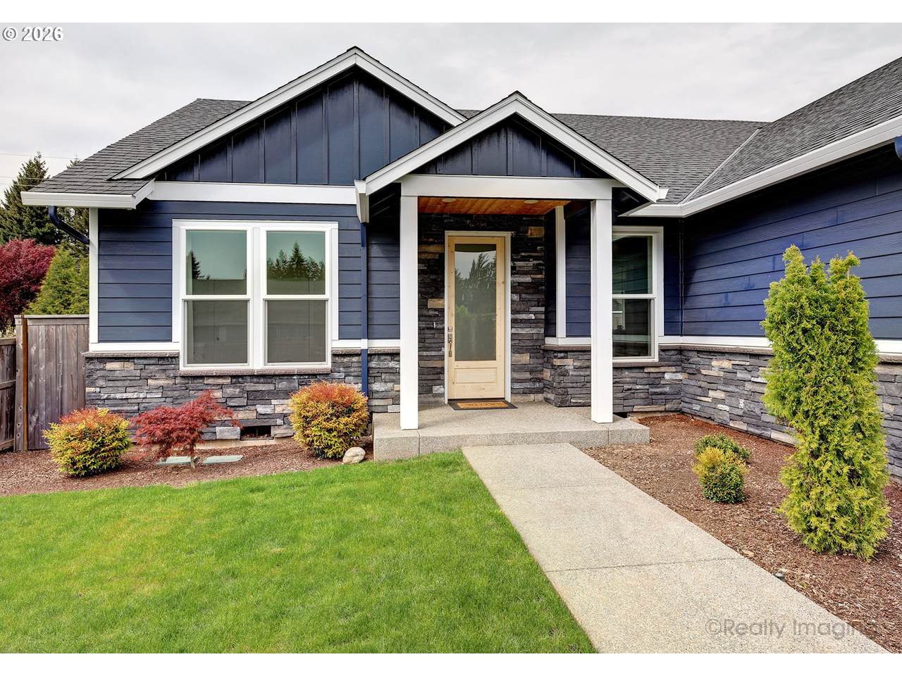 https://bt-photos.global.ssl.fastly.net/portland/1280_boomver_2_364385716-2.jpg