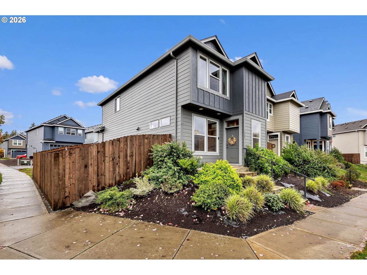 https://bt-photos.global.ssl.fastly.net/portland/1280_boomver_1_364429725-2.jpg