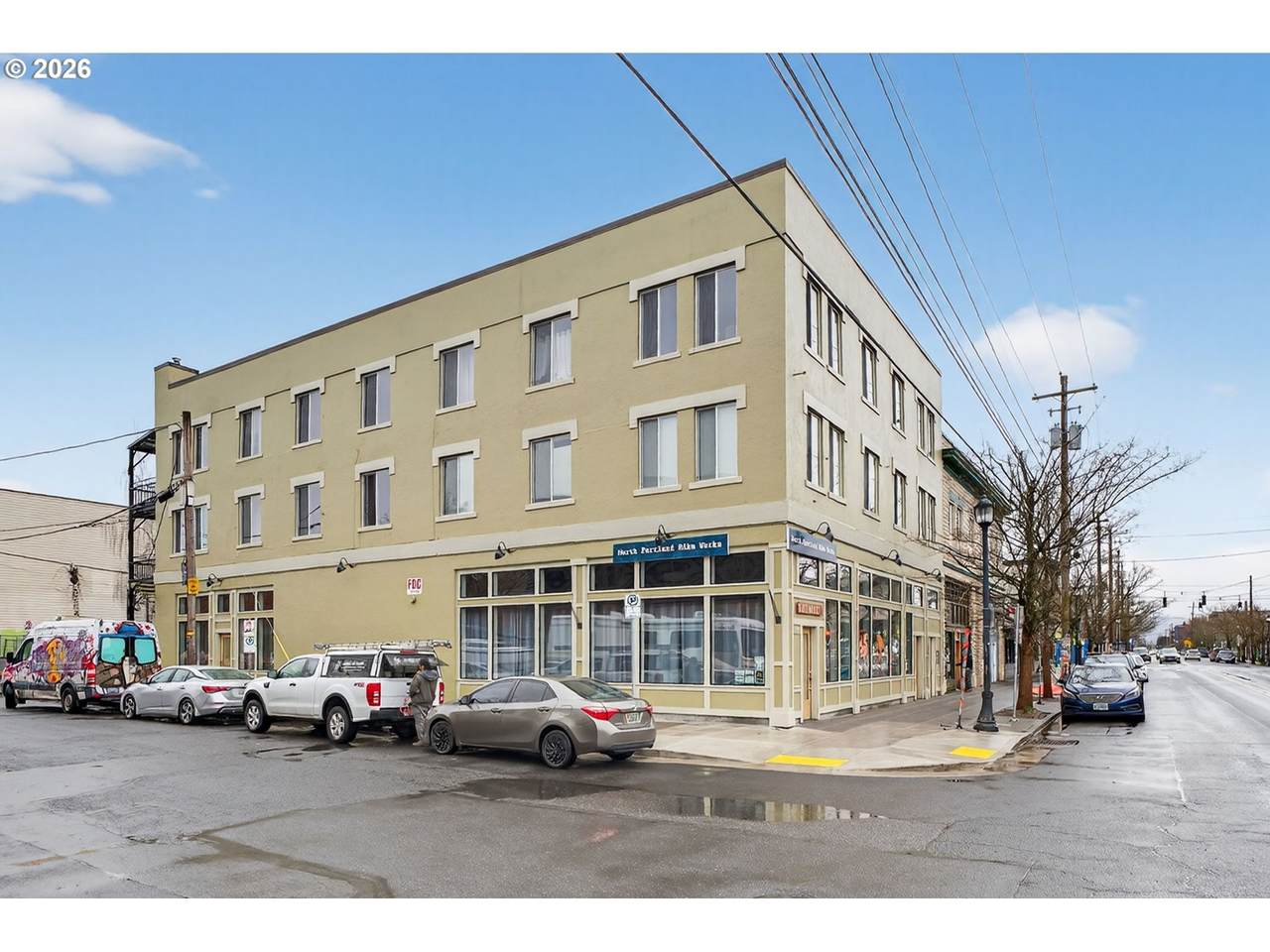 708 Killingsworth St - Photo 1