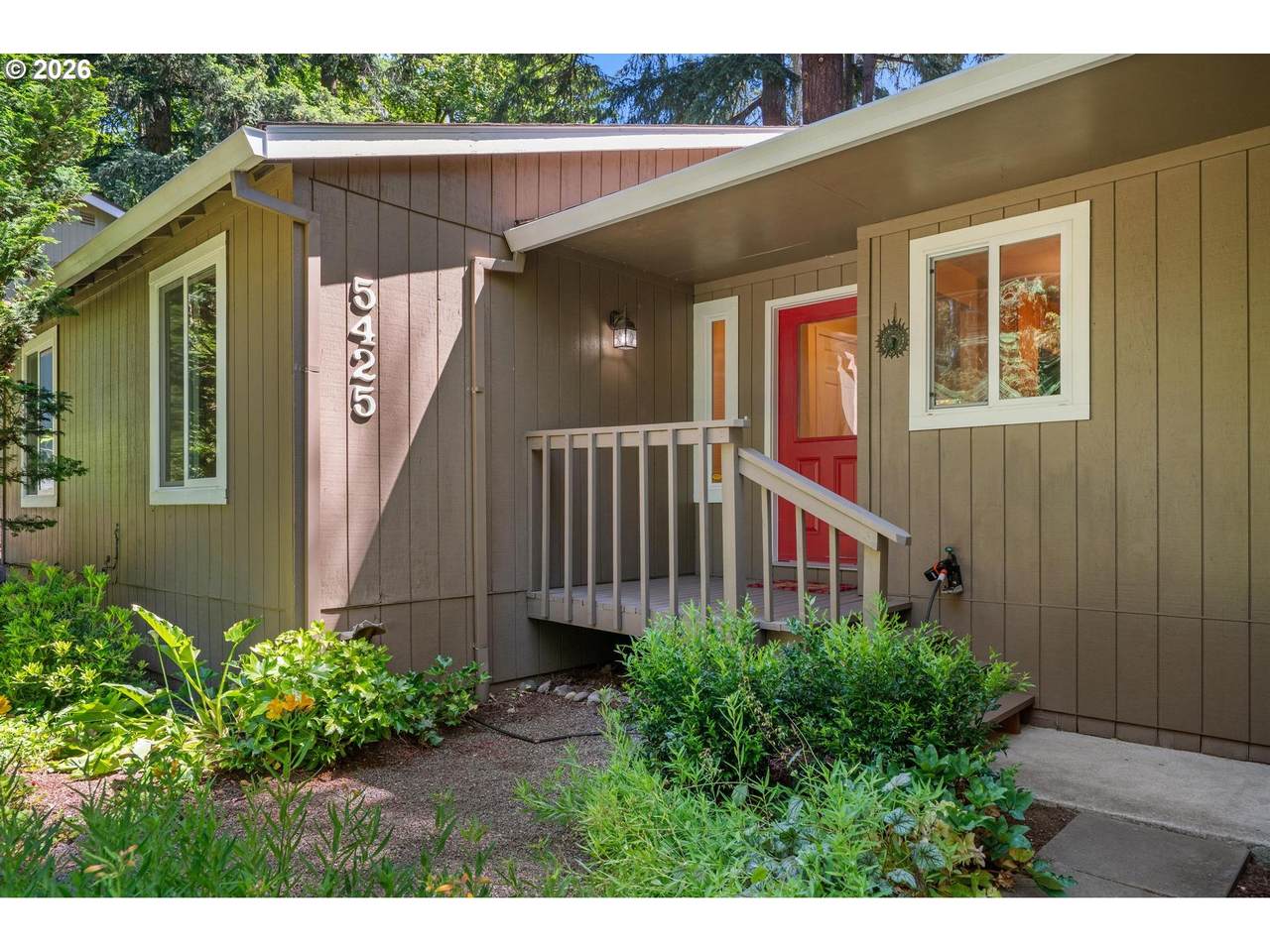 https://bt-photos.global.ssl.fastly.net/portland/1280_boomver_1_366425696-2.jpg