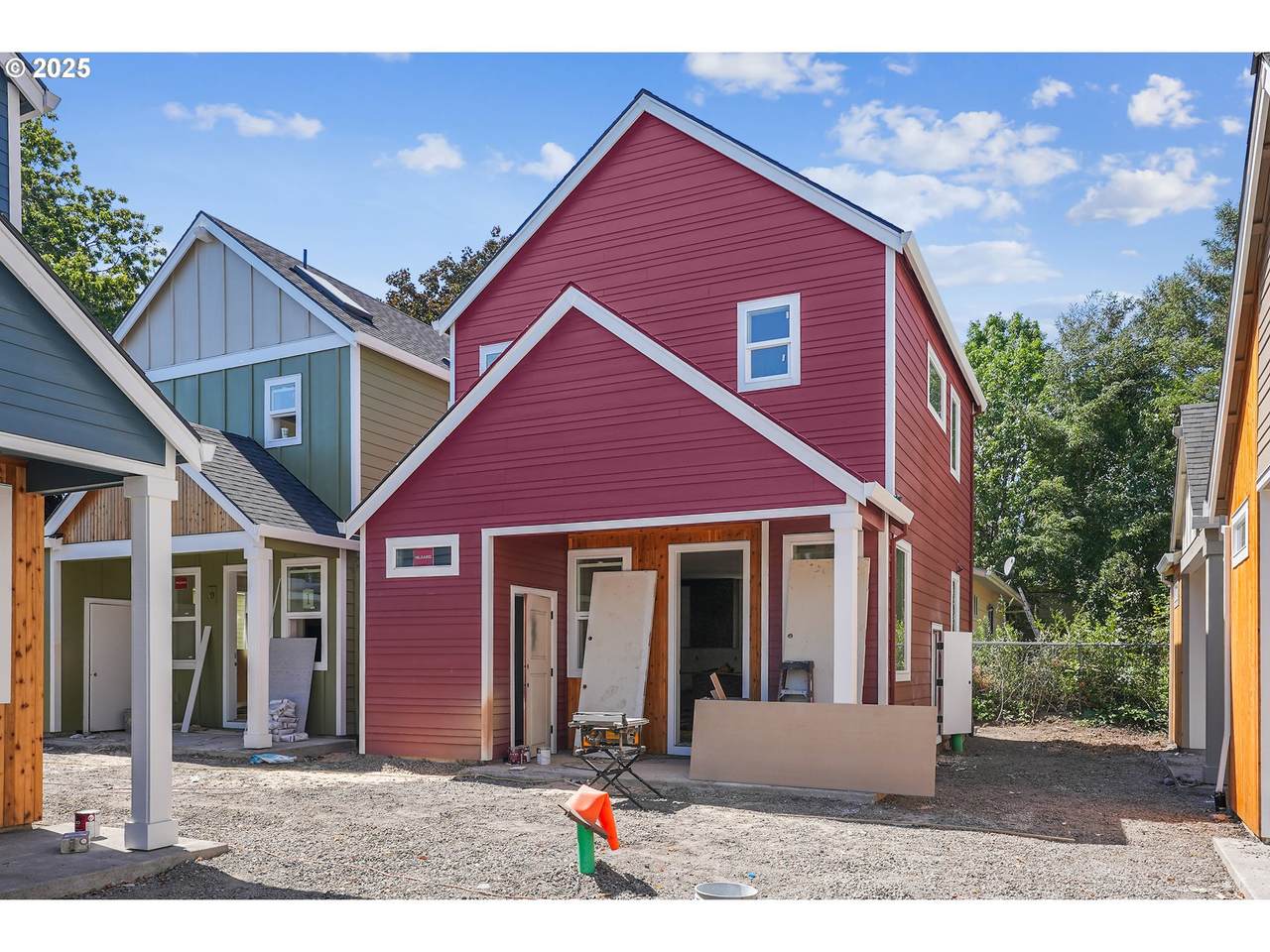 9556 91ST Ave - Photo 1