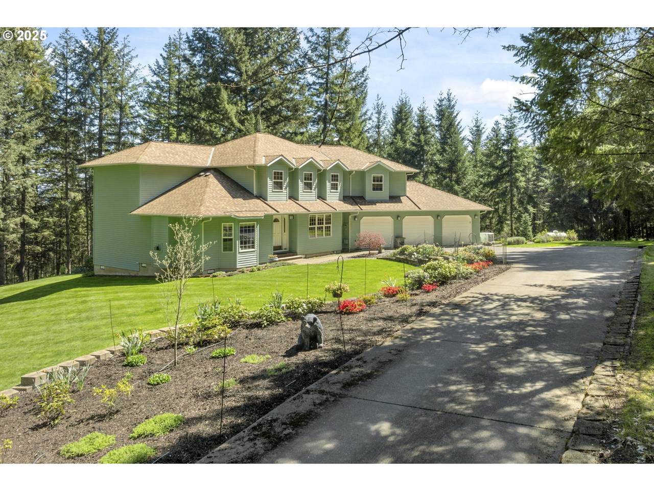 https://bt-photos.global.ssl.fastly.net/portland/1280_boomver_1_369562076-2.jpg