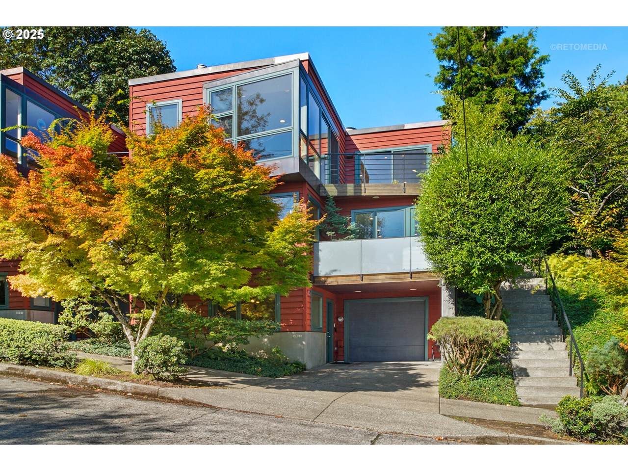 3907 View Point Ter - Photo 1