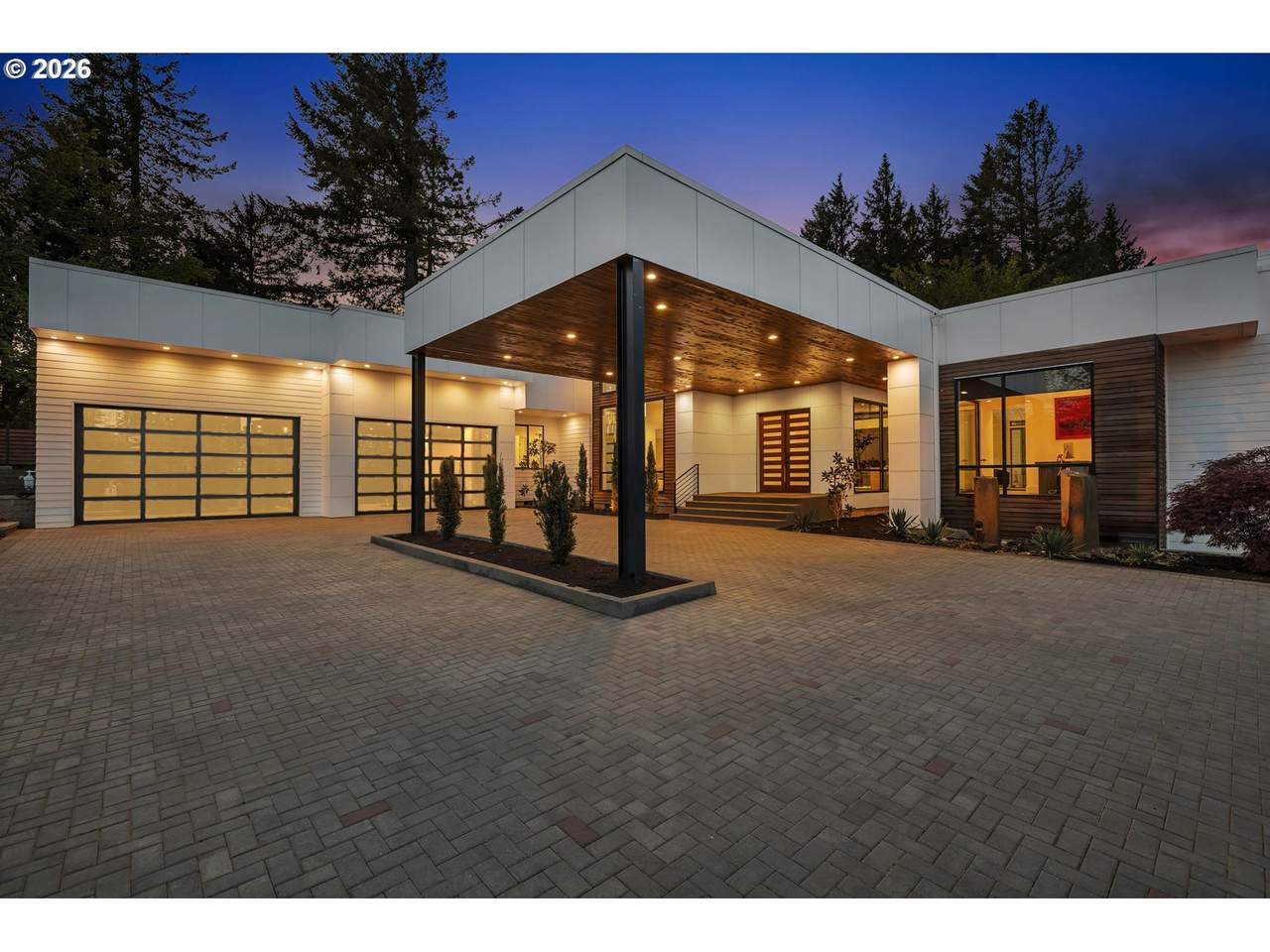 https://bt-photos.global.ssl.fastly.net/portland/1280_boomver_1_370119532-2.jpg