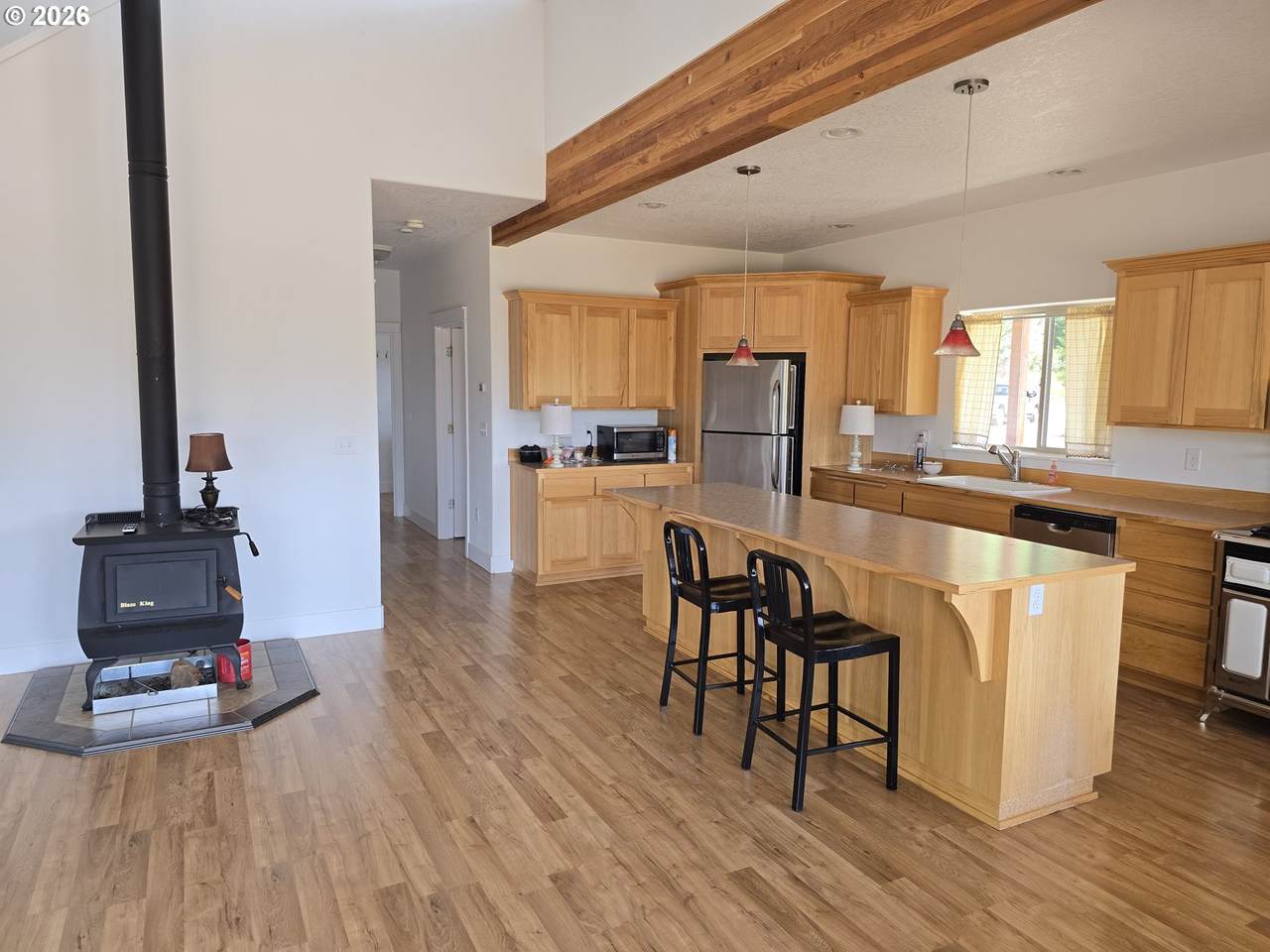https://bt-photos.global.ssl.fastly.net/portland/1280_boomver_1_371147727-2.jpg