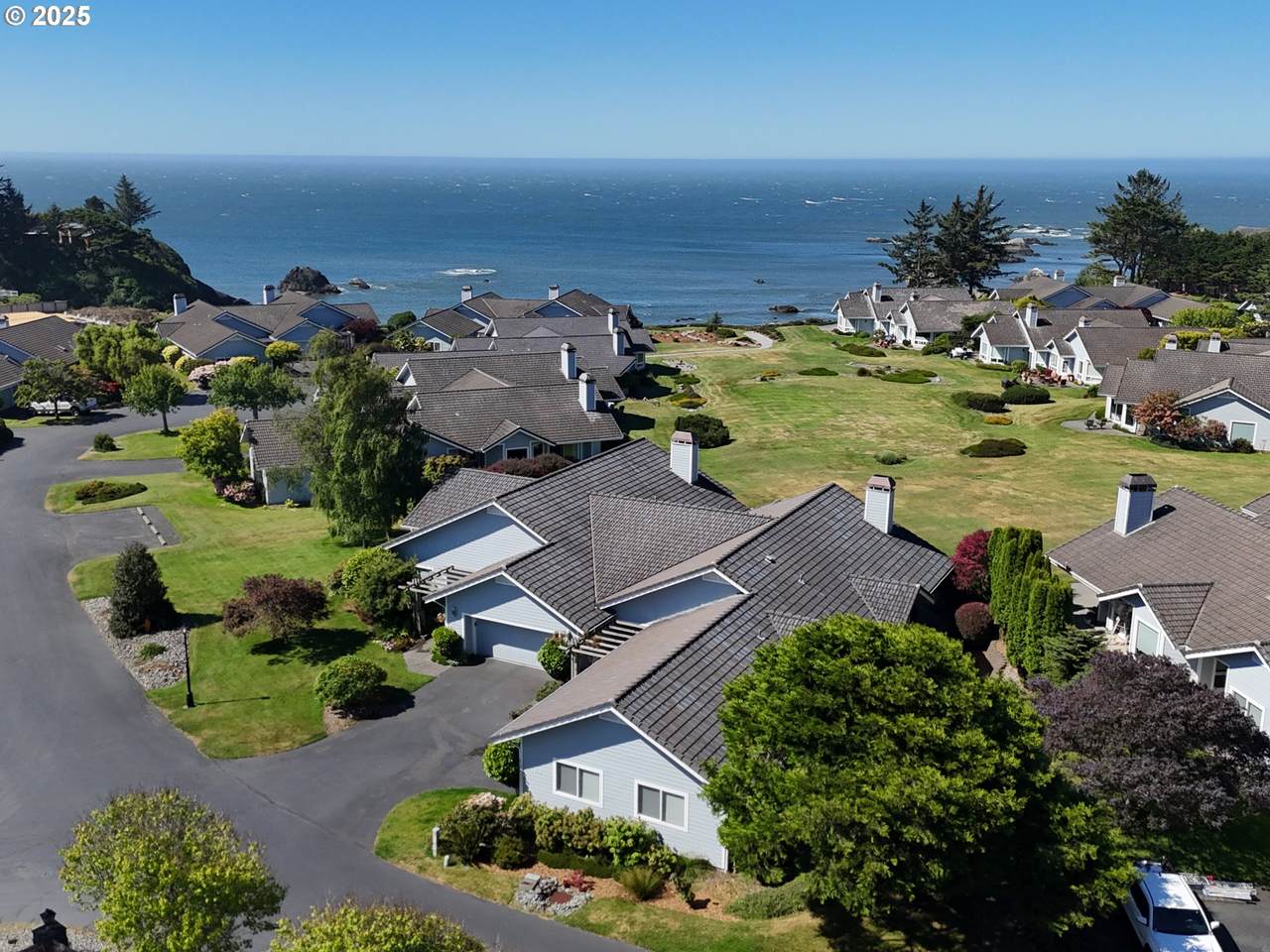 210 Schooner Bay Dr - Photo 1