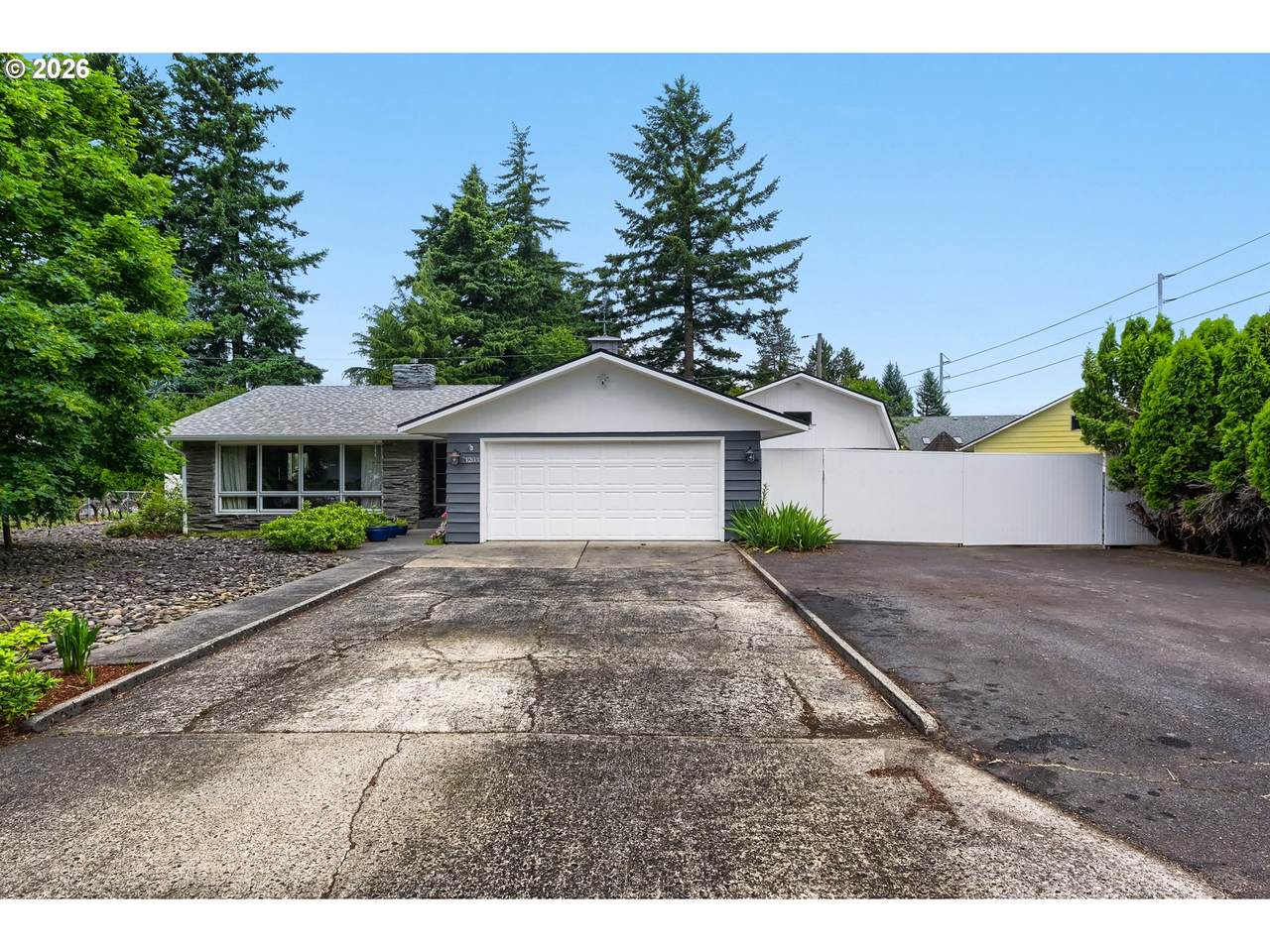 24203 Oregon St - Photo 1