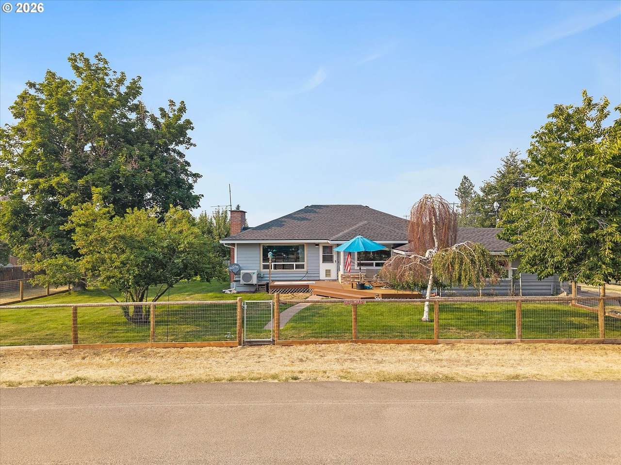 507 East St - Photo 1