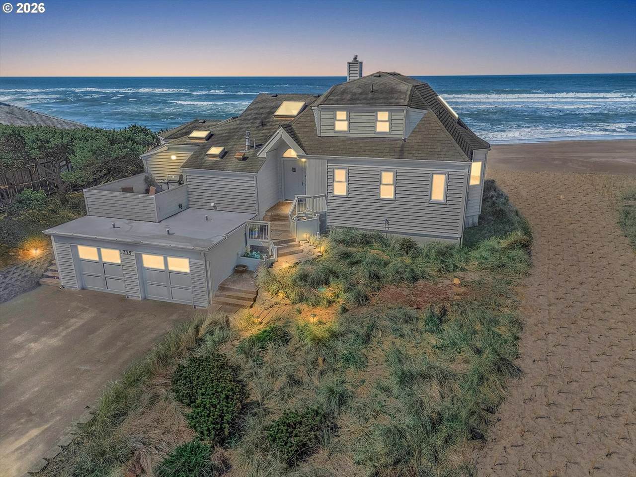 275 Salishan Dr - Photo 1