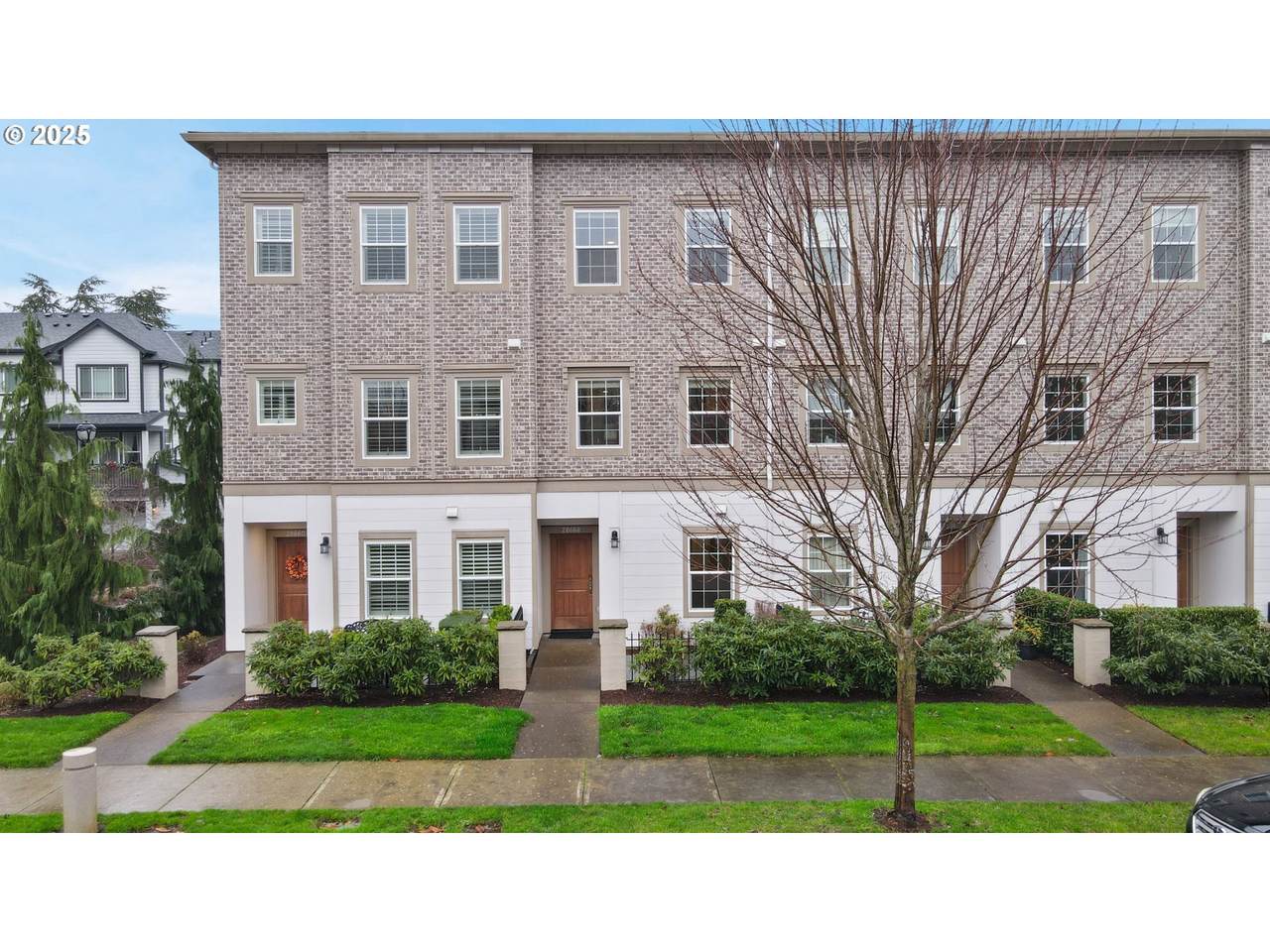 28668 Paris Ave - Photo 1