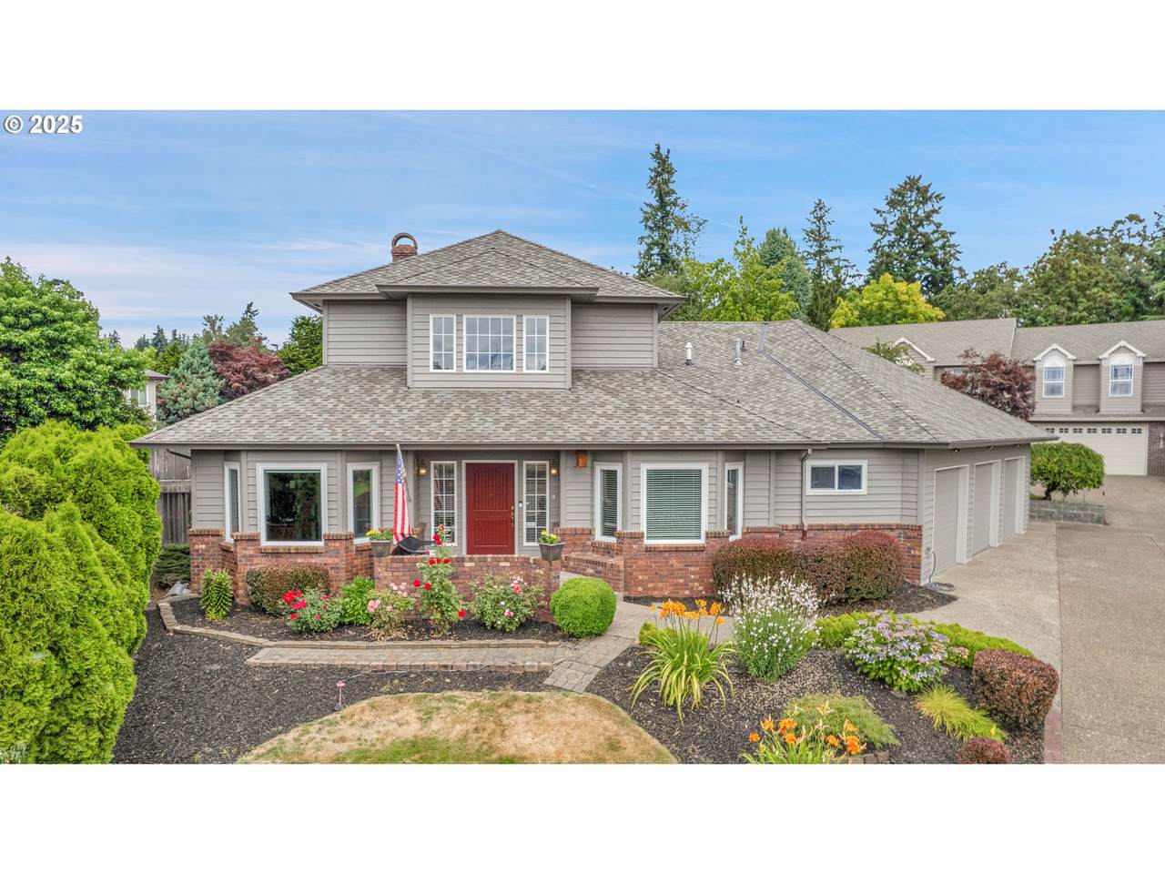 620 Barbary Ct - Photo 1