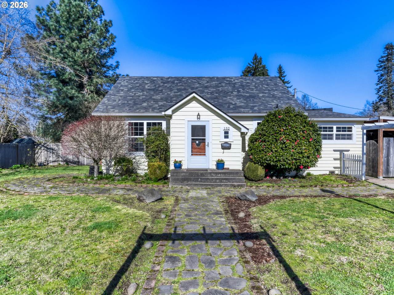 https://bt-photos.global.ssl.fastly.net/portland/1280_boomver_1_376896321-2.jpg