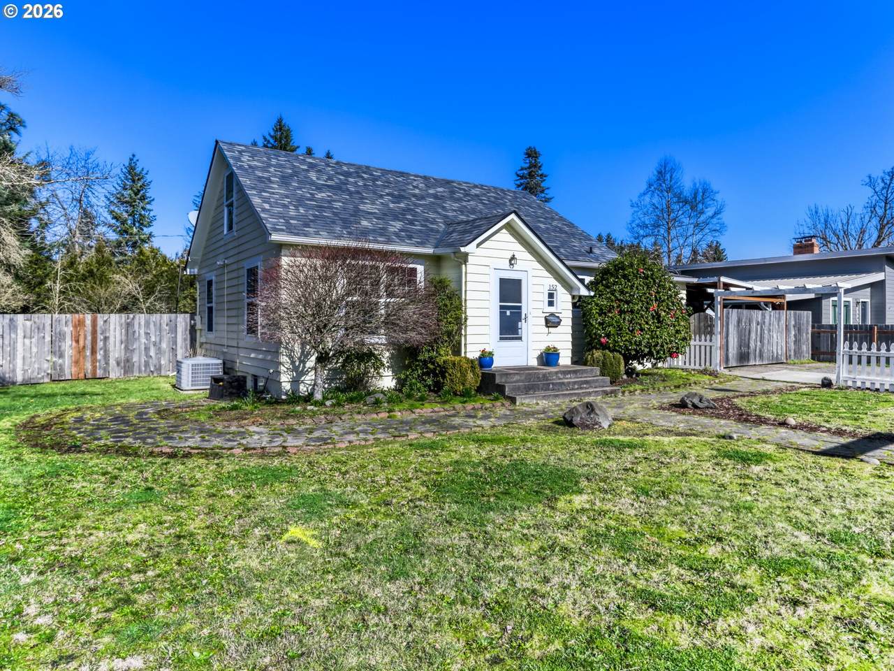https://bt-photos.global.ssl.fastly.net/portland/1280_boomver_1_376896321-2.jpg