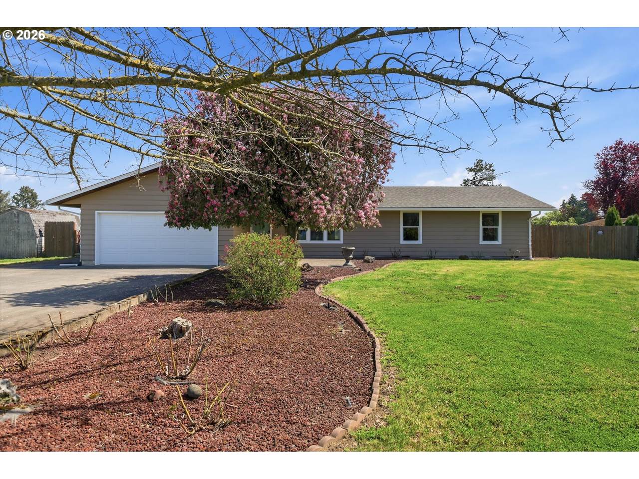 1270 Blossom Dr - Photo 1