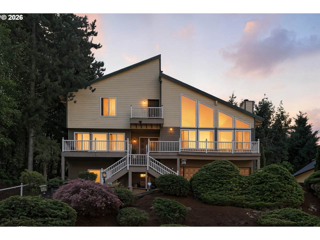 https://bt-photos.global.ssl.fastly.net/portland/1280_boomver_1_377724341-2.jpg