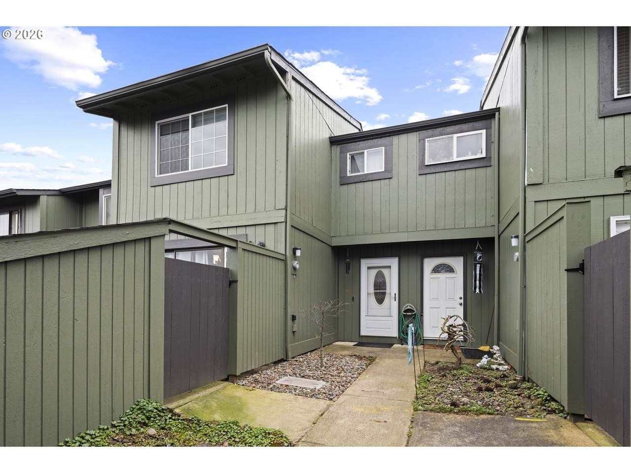 23850 Treehill Dr - Photo 1