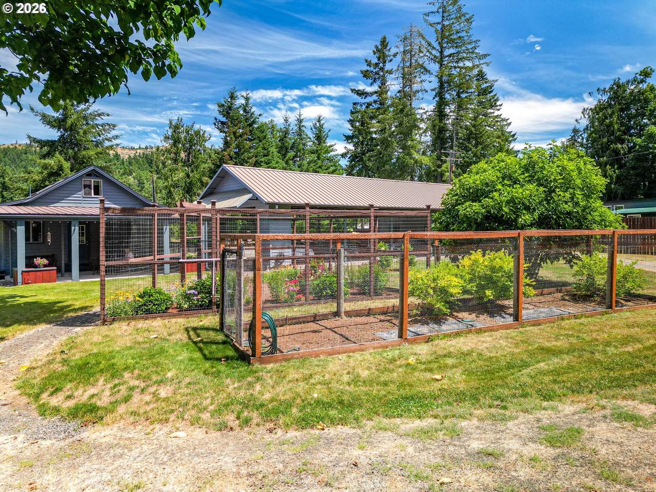 https://bt-photos.global.ssl.fastly.net/portland/1280_boomver_1_378540154-2.jpg