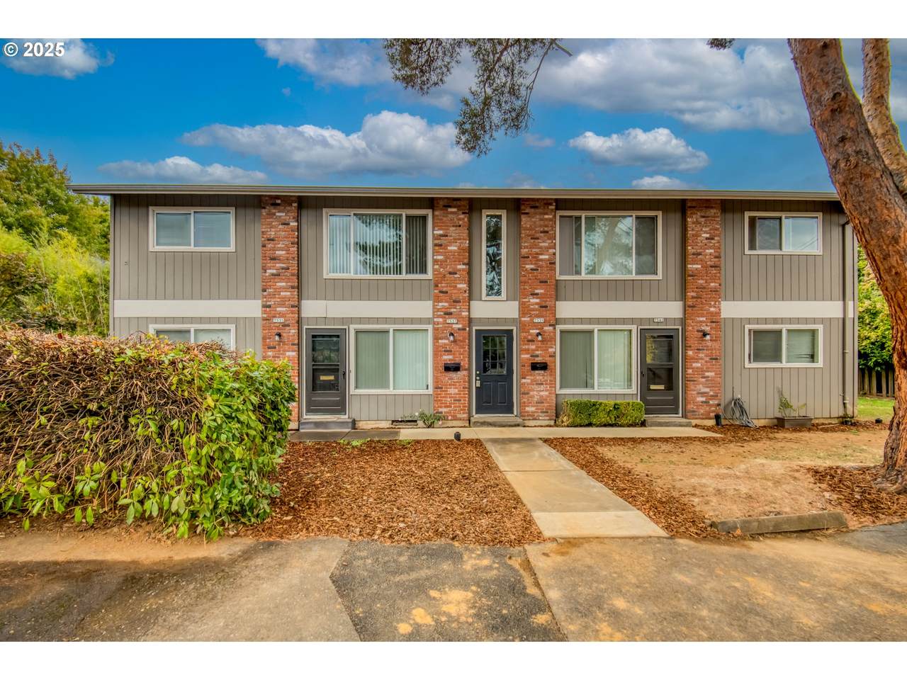 7537 Heppner Ave - Photo 1