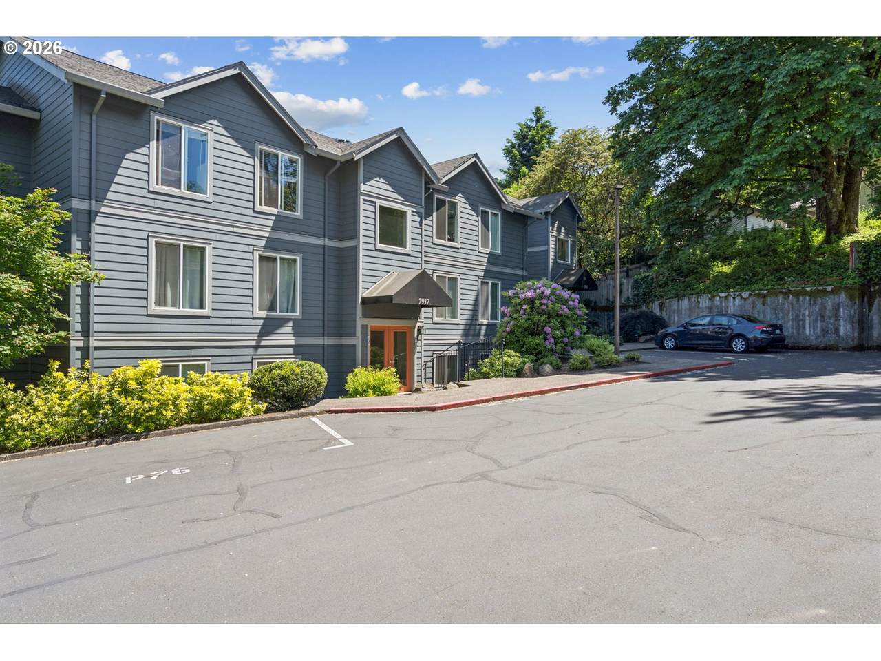 7937 40TH Ave - Photo 1
