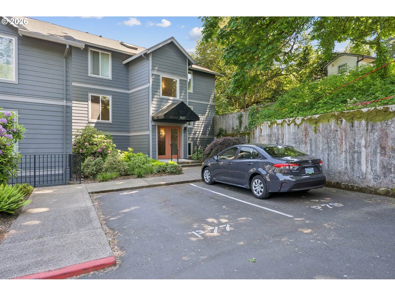 https://bt-photos.global.ssl.fastly.net/portland/1280_boomver_1_379344760-2.jpg