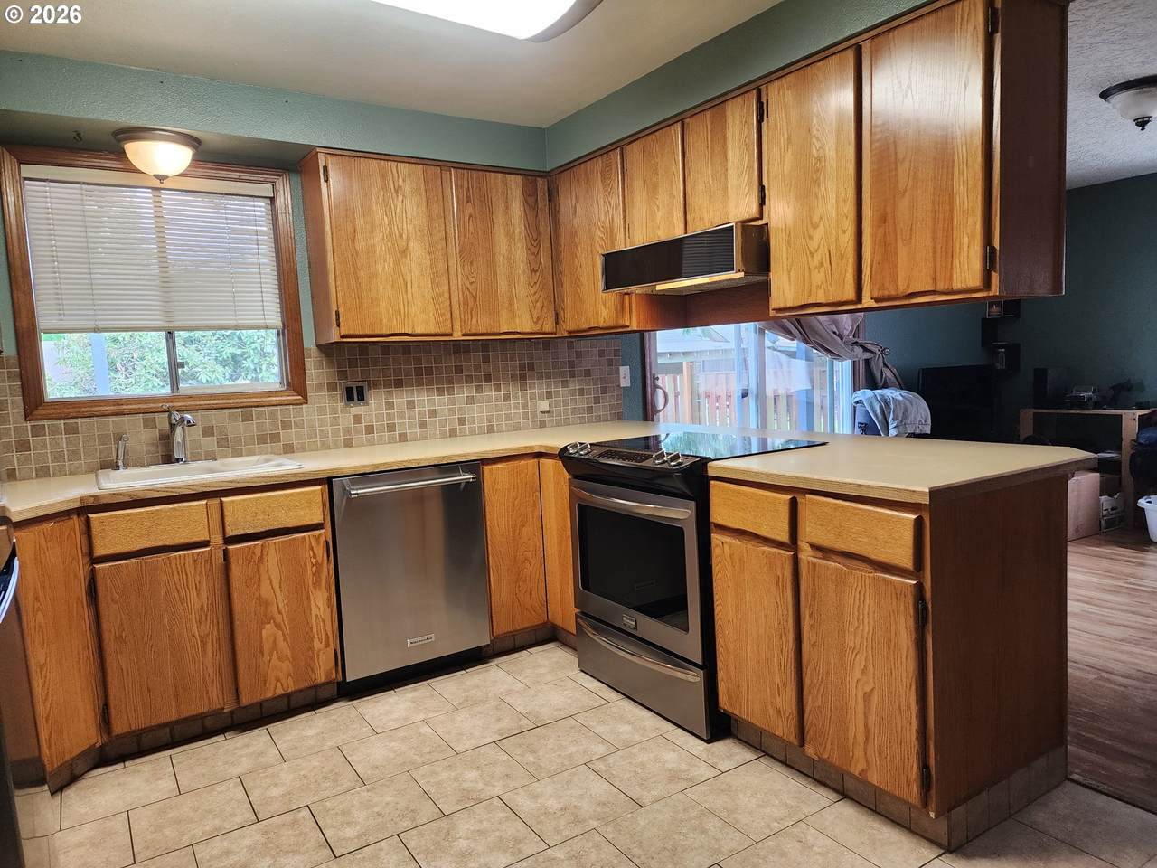 https://bt-photos.global.ssl.fastly.net/portland/1280_boomver_1_379518105-2.jpg