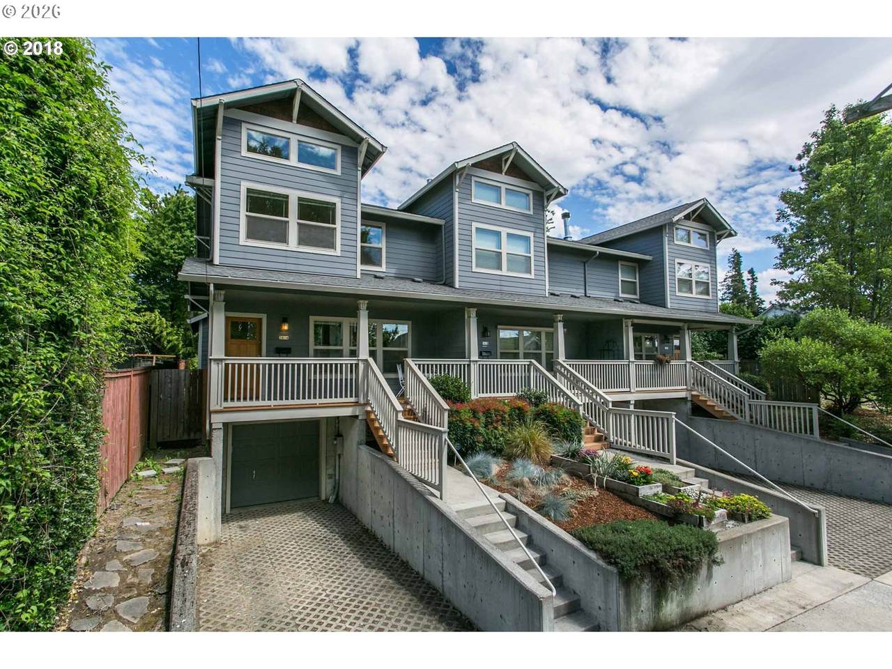 https://bt-photos.global.ssl.fastly.net/portland/1280_boomver_1_380111264-2.jpg