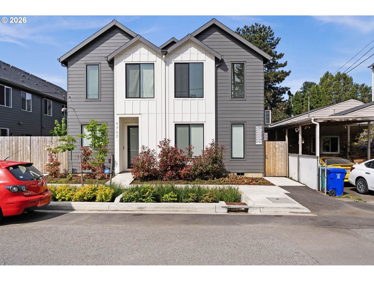 4719 107TH Ave - Photo 1