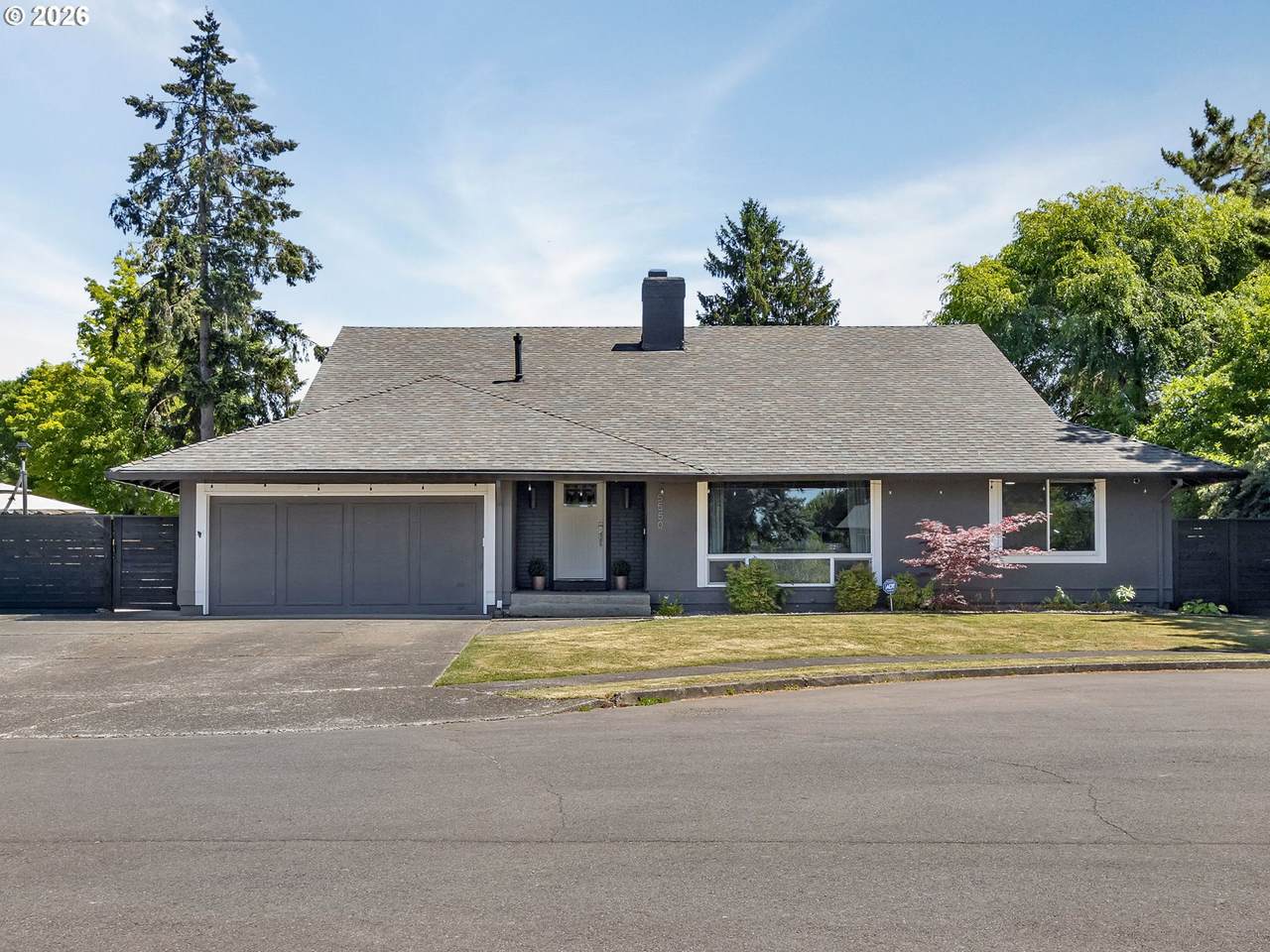 15550 Oak Hills Dr - Photo 1