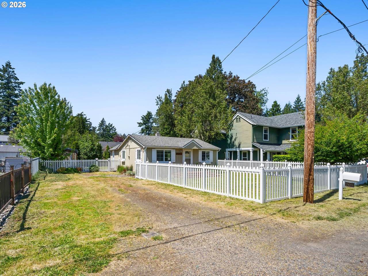 https://bt-photos.global.ssl.fastly.net/portland/1280_boomver_1_383127346-2.jpg