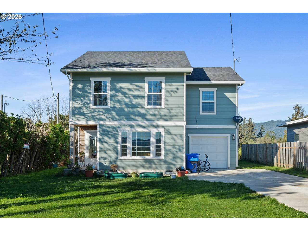 4004 12TH St - Photo 1