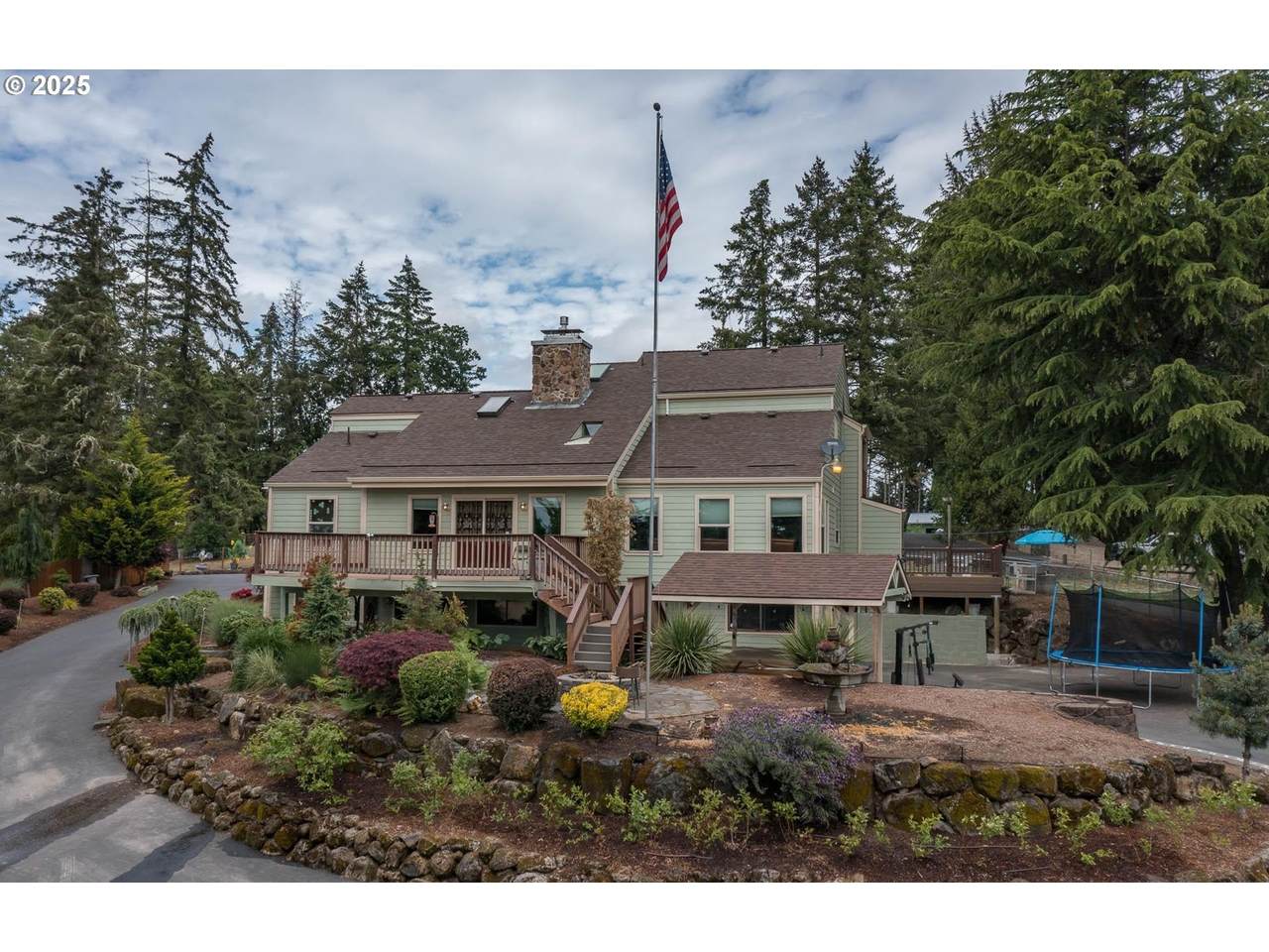 190 Oak Grove Rd - Photo 1