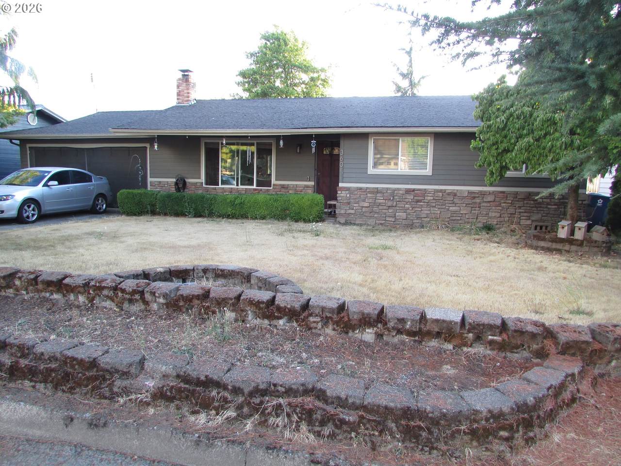 360 Cindy Ln - Photo 1
