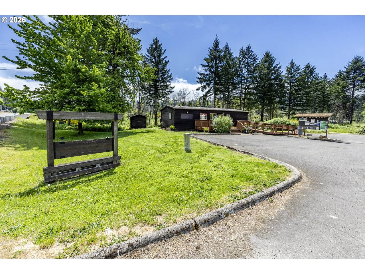 https://bt-photos.global.ssl.fastly.net/portland/1280_boomver_1_388327654-2.jpg