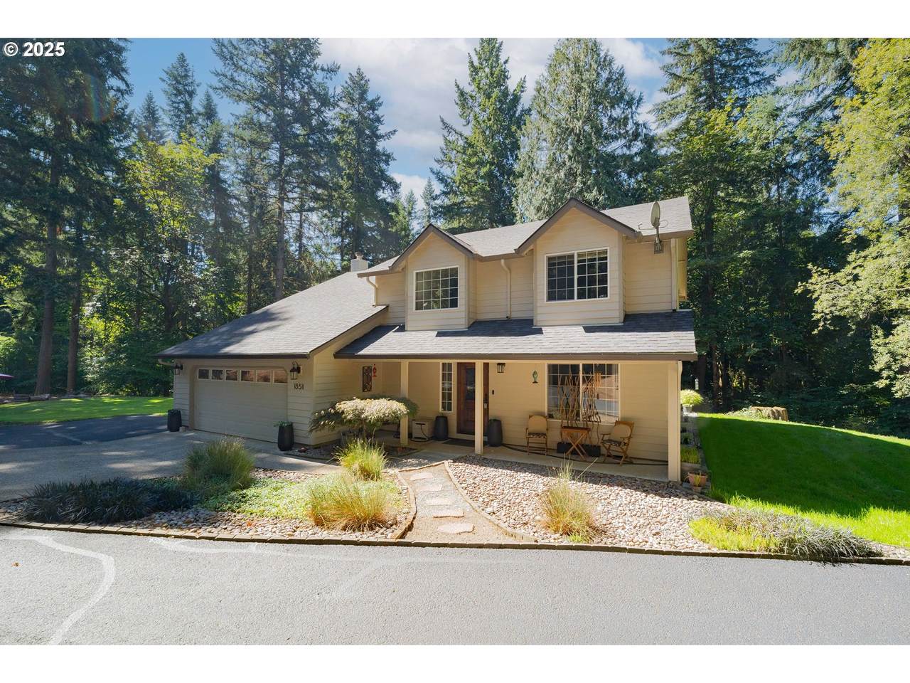 18511 181ST St - Photo 1