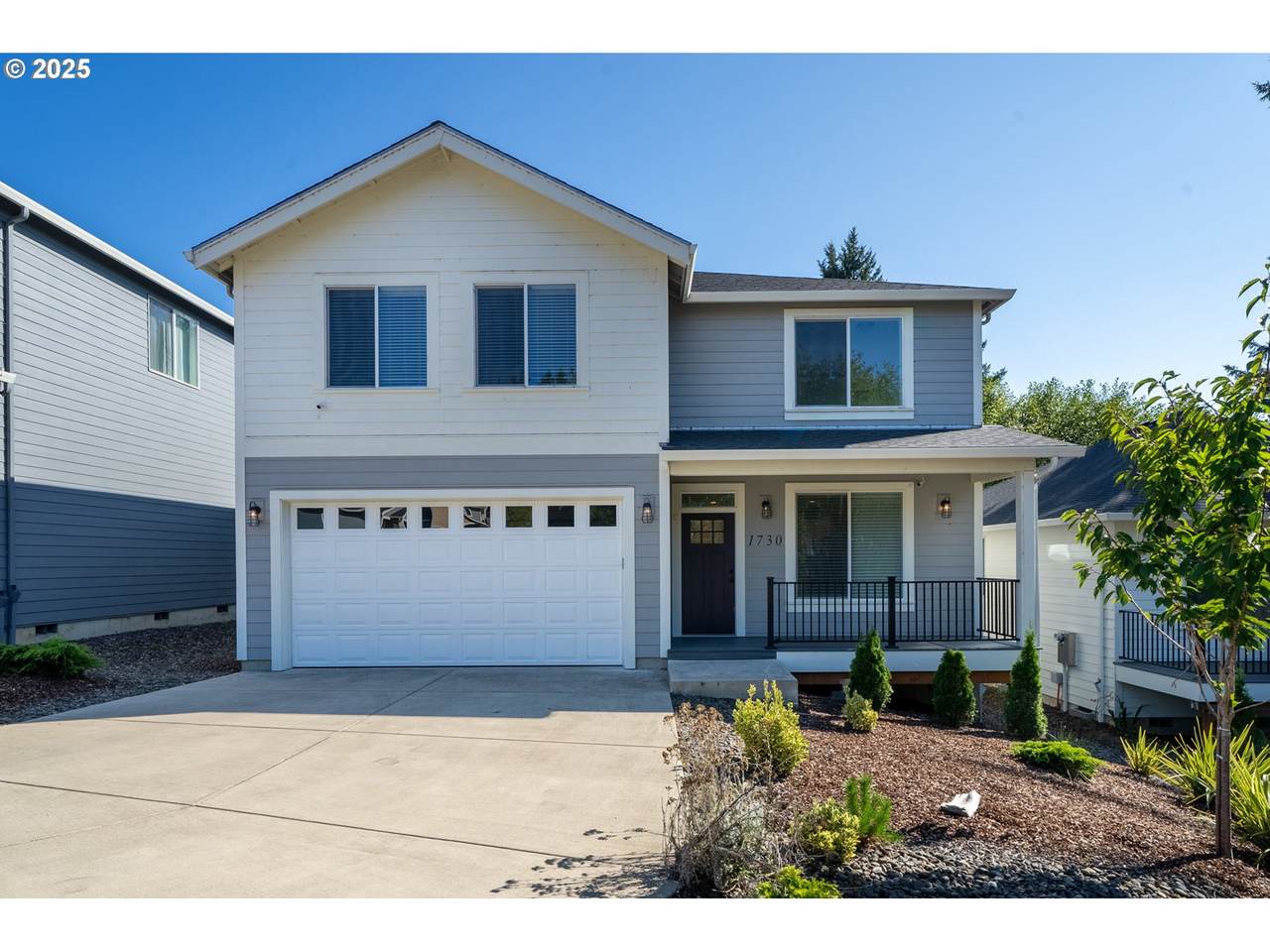 1730 Wayfarer Ln - Photo 1
