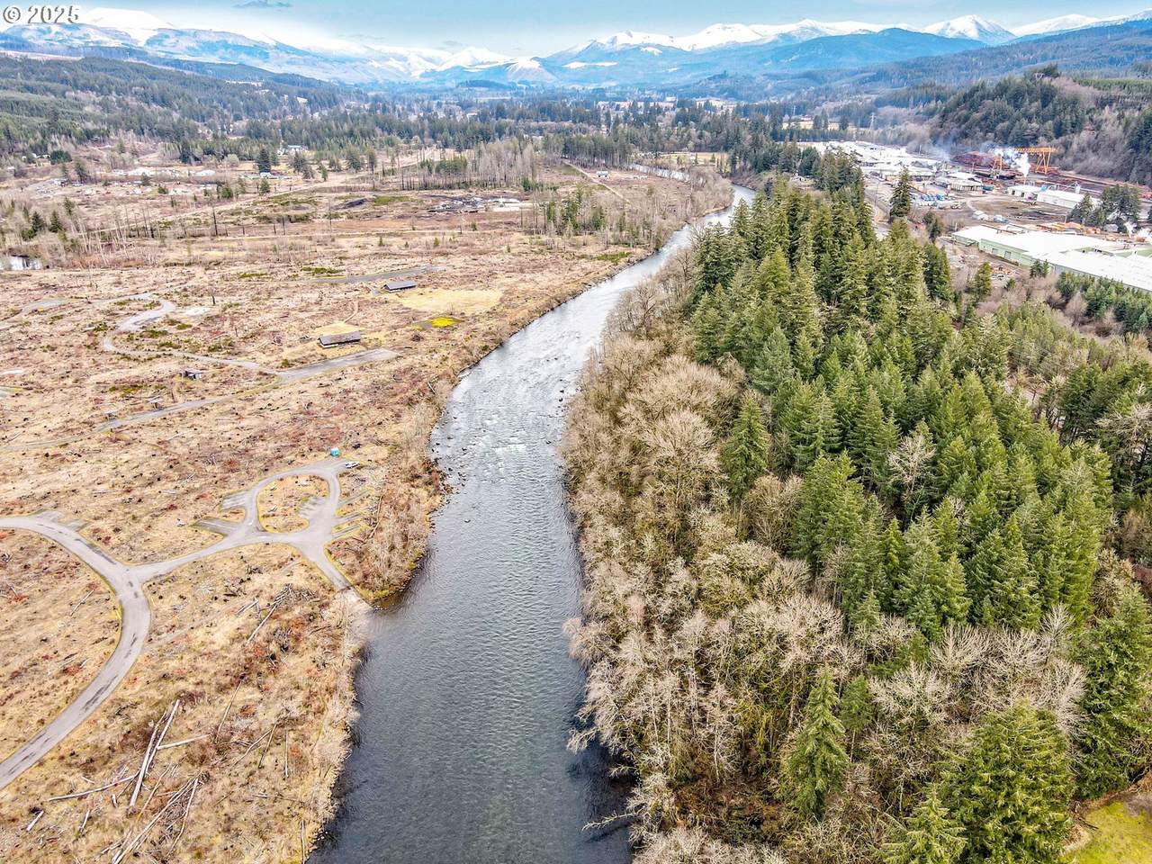 https://bt-photos.global.ssl.fastly.net/portland/1280_boomver_1_389155345-2.jpg