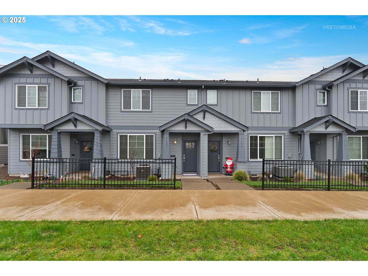 31021 North Ave - Photo 1