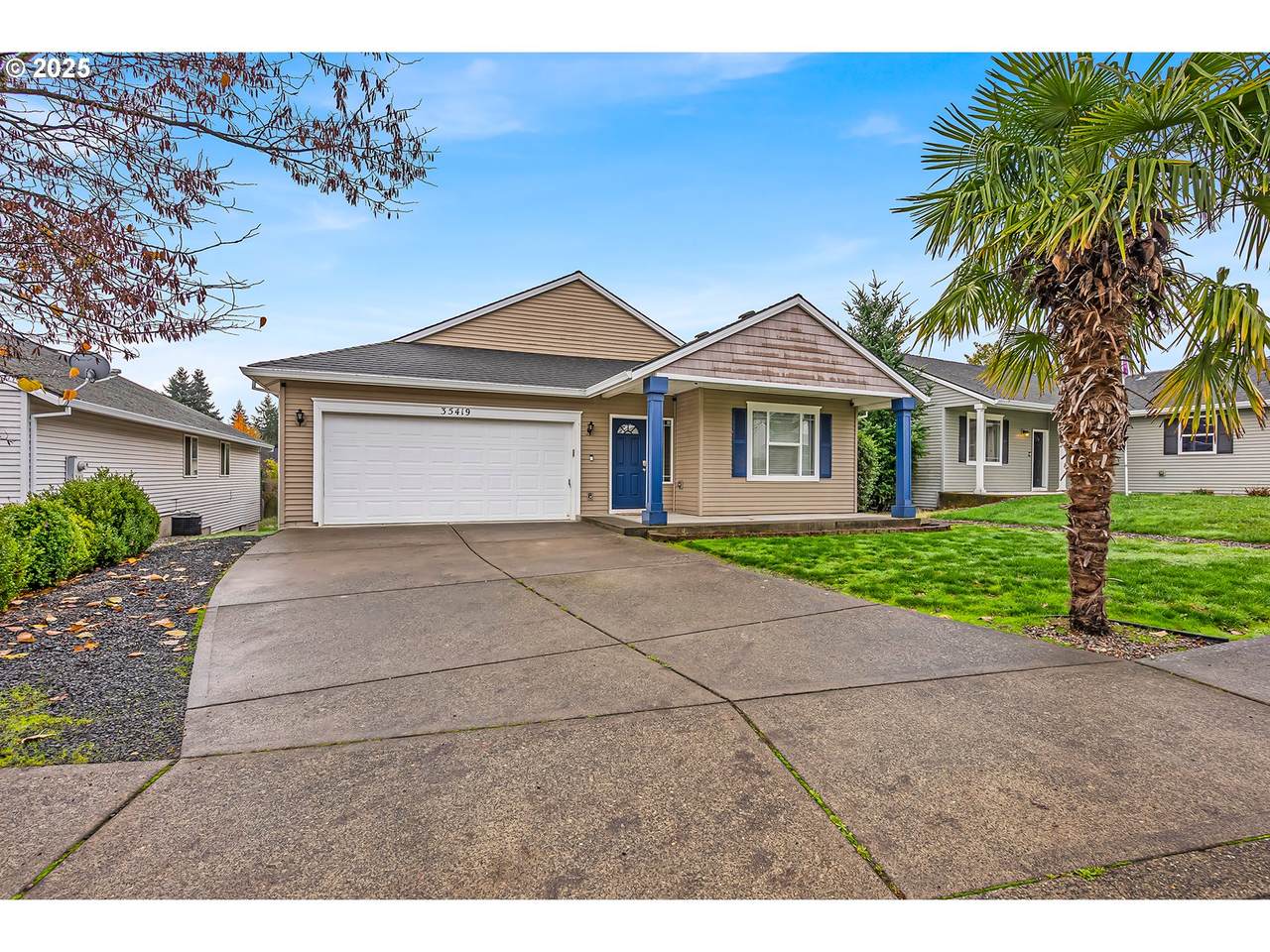 35419 Helens Way - Photo 1