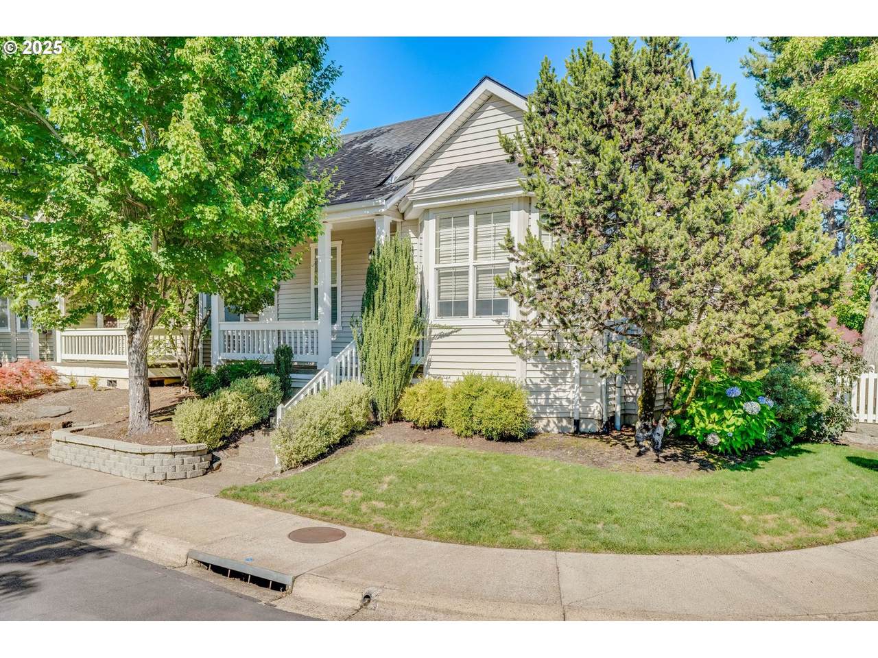 7510 Thornton Dr - Photo 1