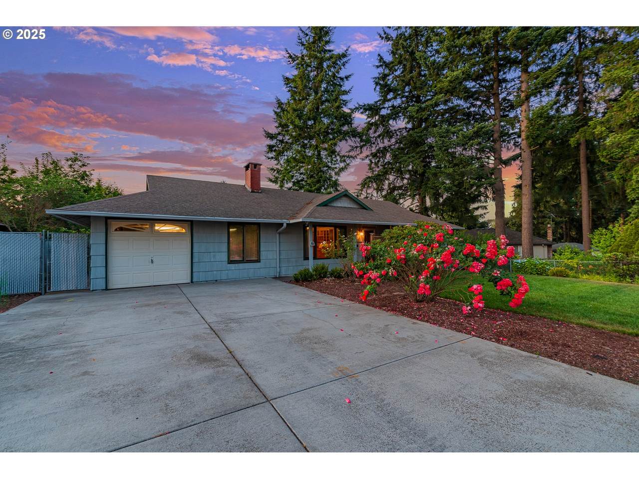 9406 Alpine St - Photo 1