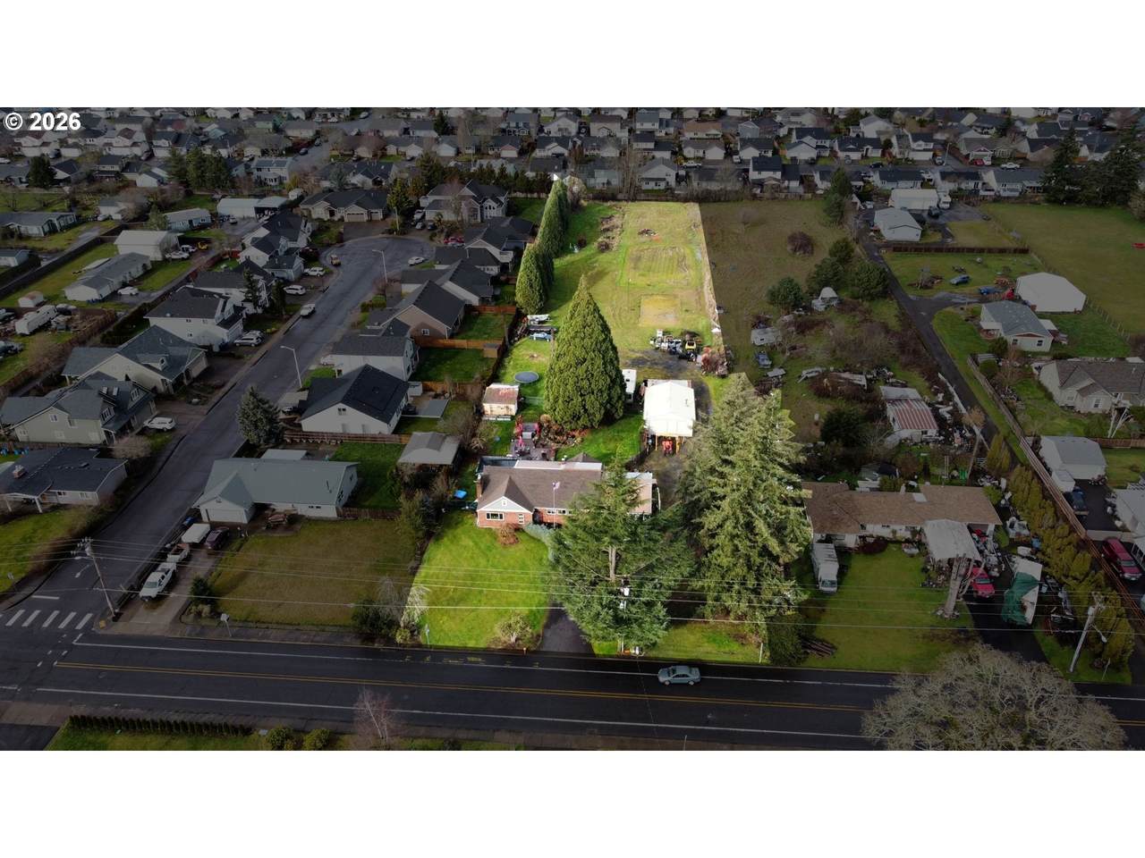 829 Toliver Rd - Photo 1