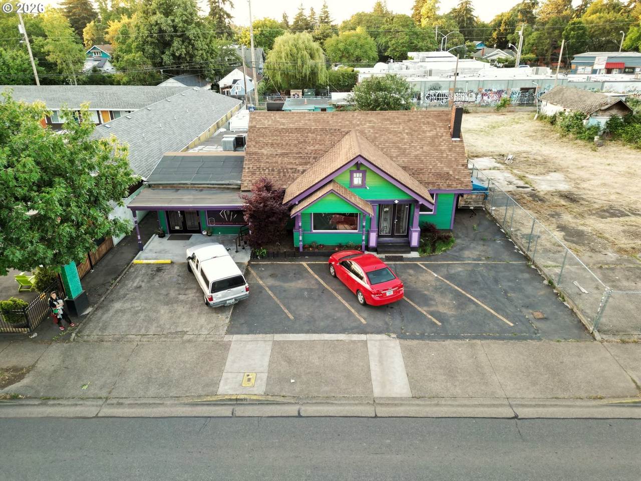 https://bt-photos.global.ssl.fastly.net/portland/1280_boomver_1_391006121-2.jpg