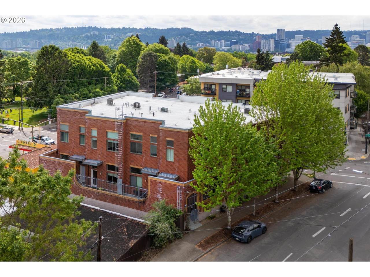 https://bt-photos.global.ssl.fastly.net/portland/1280_boomver_1_392018103-2.jpg