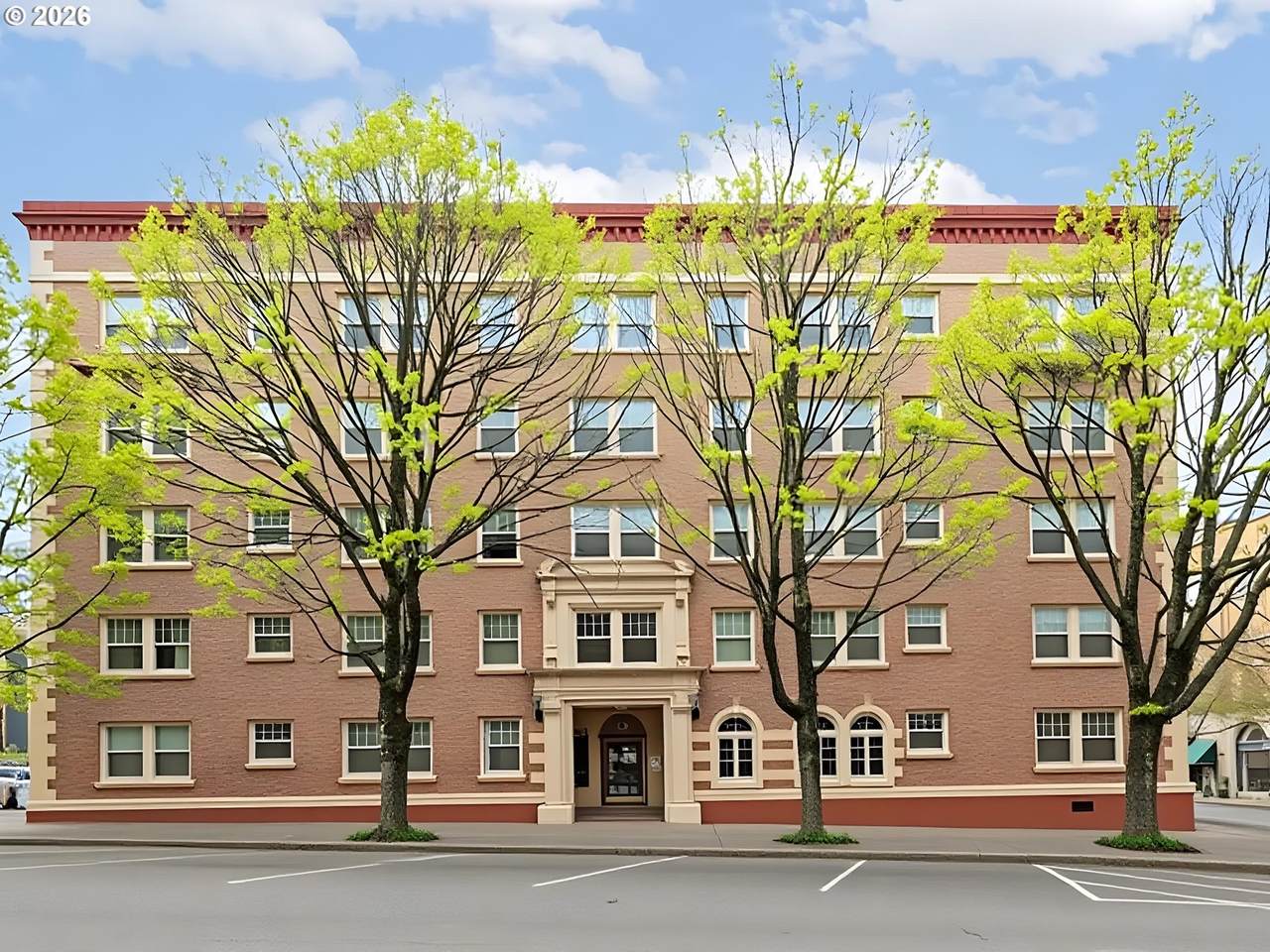 https://bt-photos.global.ssl.fastly.net/portland/1280_boomver_1_392242285-2.jpg