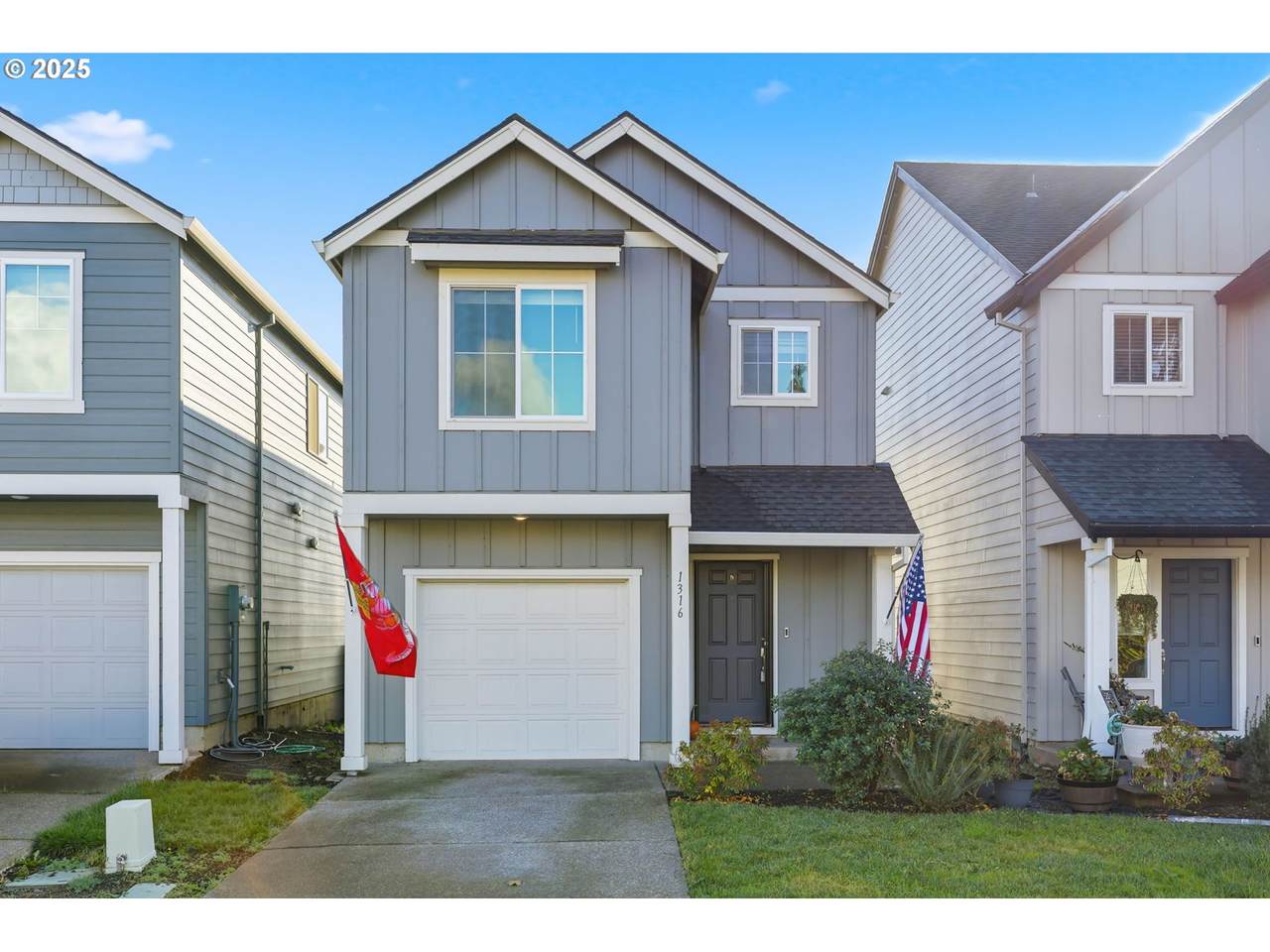 1316 19TH Pl - Photo 1