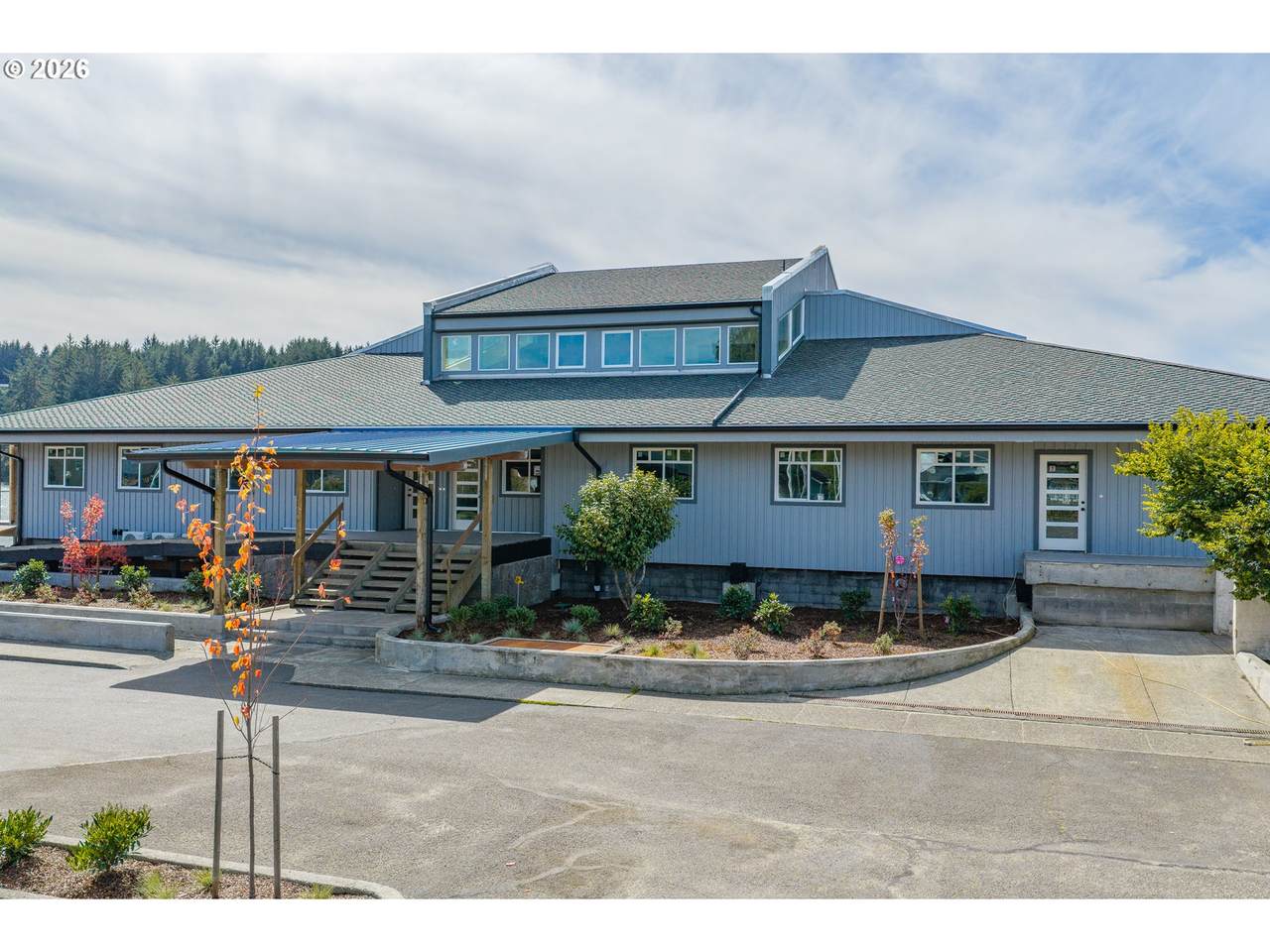 https://bt-photos.global.ssl.fastly.net/portland/1280_boomver_1_393568376-2.jpg