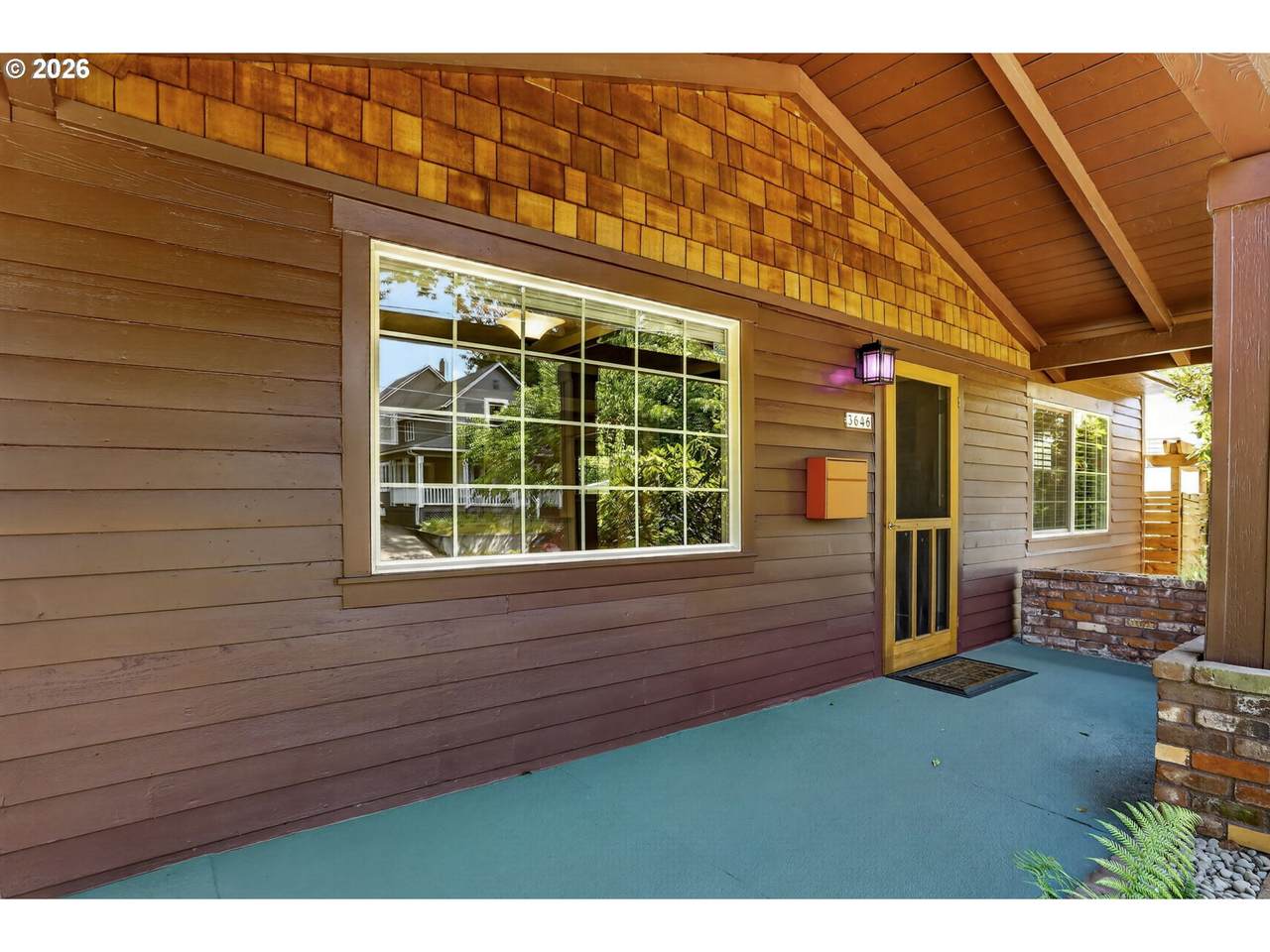 https://bt-photos.global.ssl.fastly.net/portland/1280_boomver_1_394081506-2.jpg