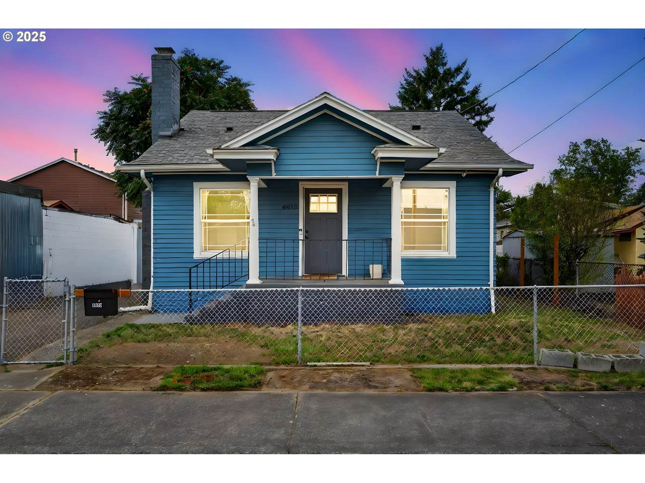 6415 93RD Ave - Photo 1