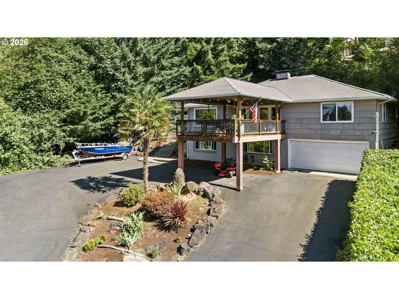 4024 Pacific Way - Photo 1