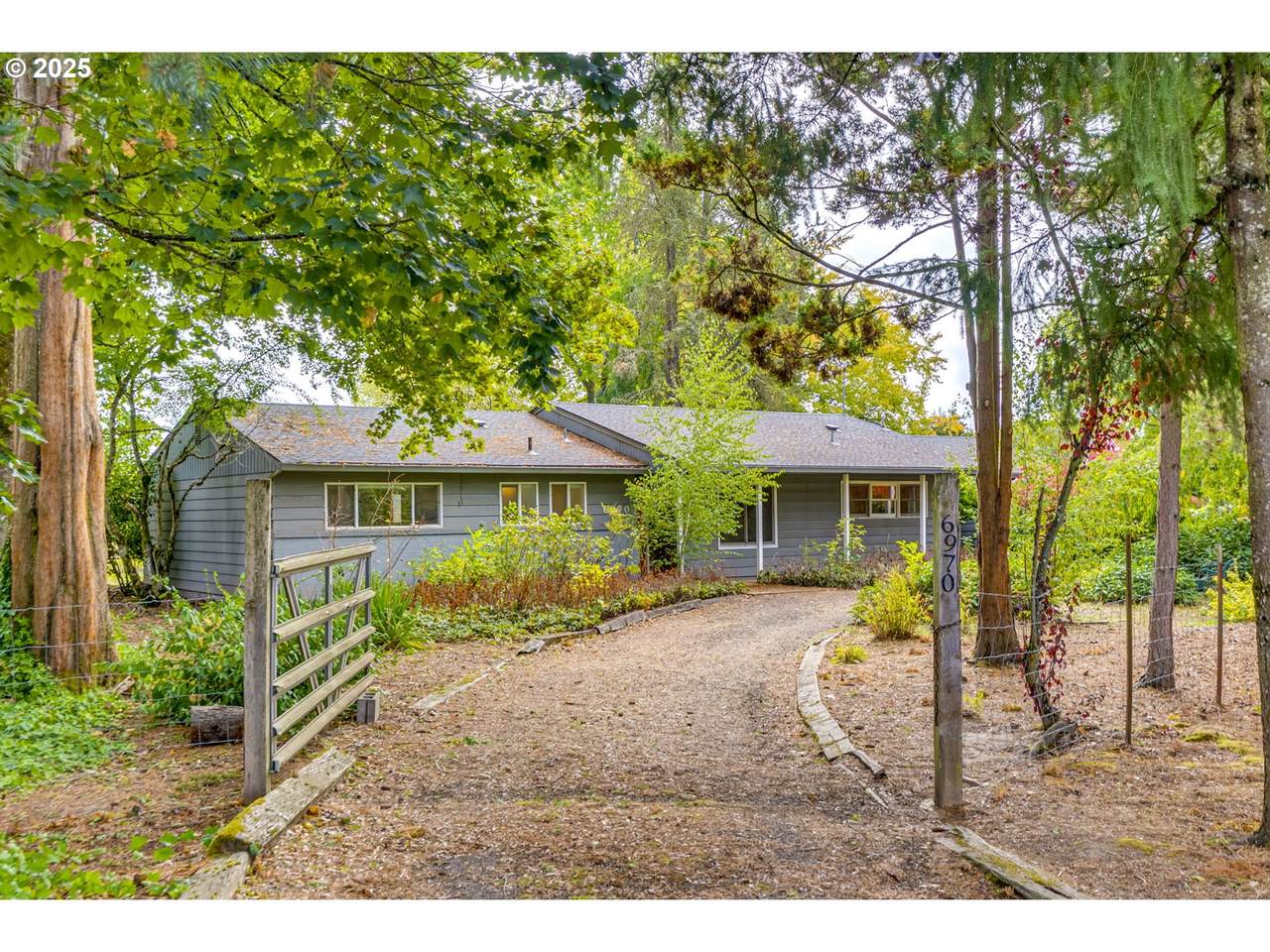 6970 Straughan Rd - Photo 1